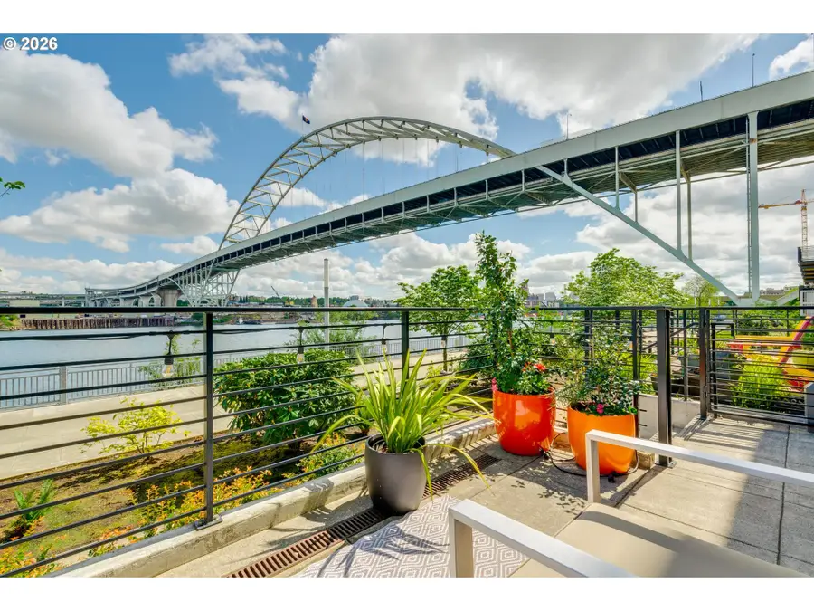 2124 NW 16th Ave, Portland, OR 97209 - #3