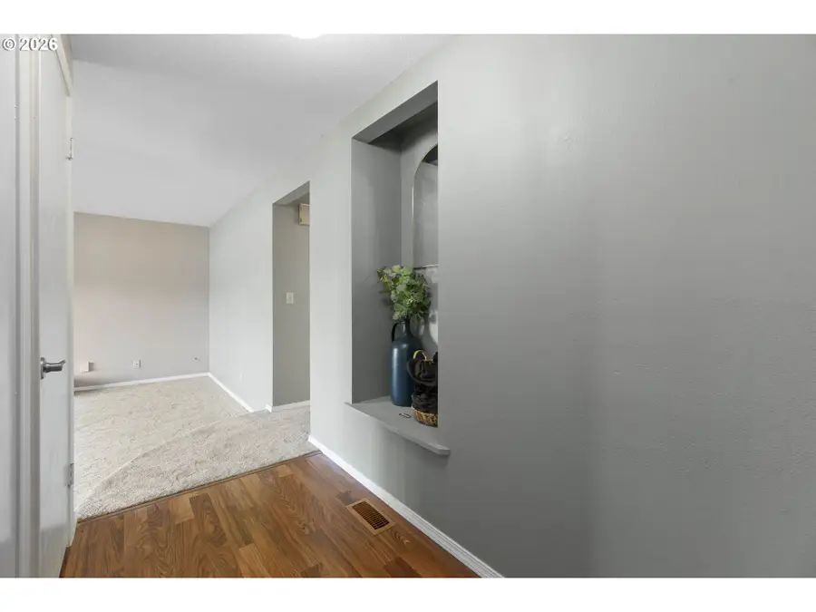 2645 NE 17th St, Gresham, OR 97030 - #2