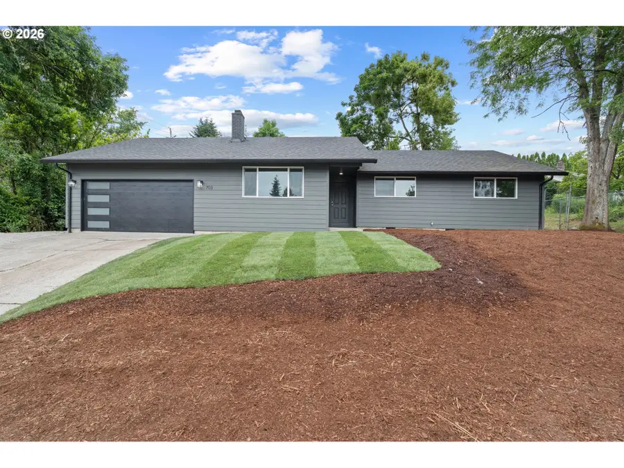 703 NW 117th St, Vancouver, WA 98685 - #2