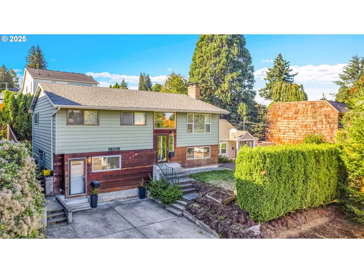 8325 SW Terwilliger Blvd, Portland, OR 97219 - #1