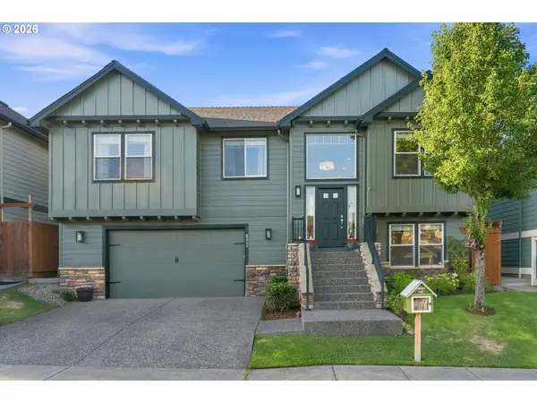623 N V St, Washougal, WA 98671