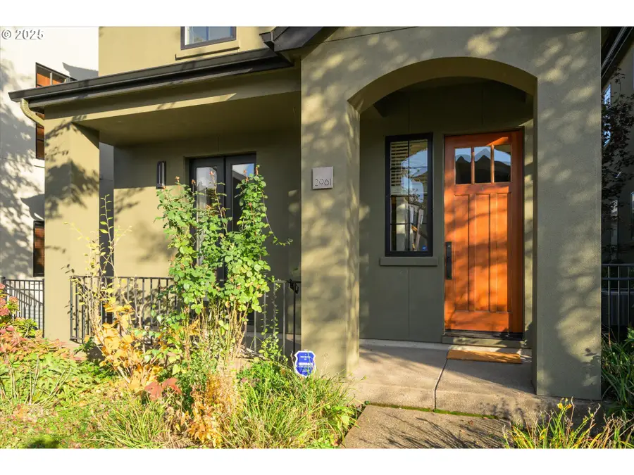 2961 Lord Byron Pl, Eugene, OR 97408 - Image #2