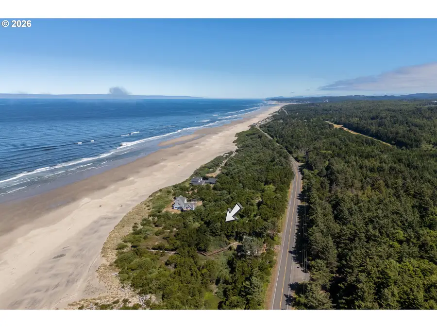 6770 SW Pacific Coast Hwy, Waldport, OR 97394 - #2