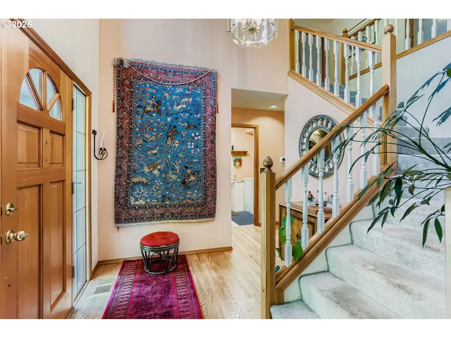 8225 SW Gearhart Dr, Beaverton, OR 97007 - #3