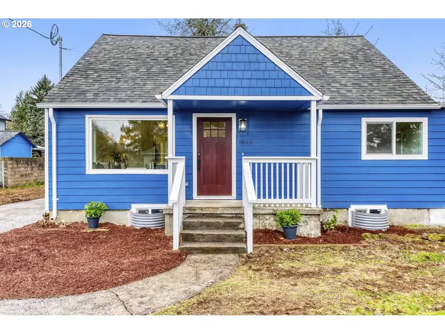 7843 SE Henderson Ct, Portland, OR 97206 - Image #3