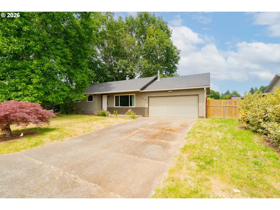 1720 NW 103rd St, Vancouver, WA 98685 - #2