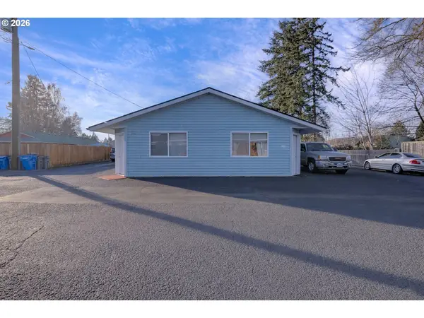 908 NE 1st Ave, BattleGround, WA 98604