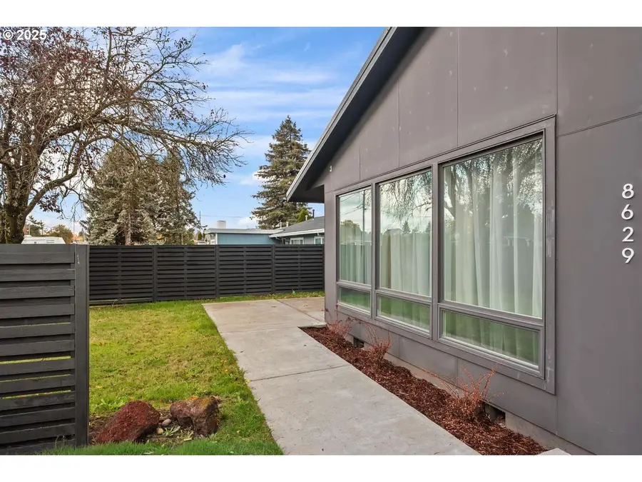 8629 NE Clackamas St, Portland, OR 97220 - Image #3