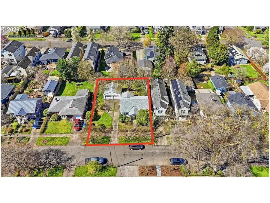 8951 N Van Houten Ave, Portland, OR 97203 - #2