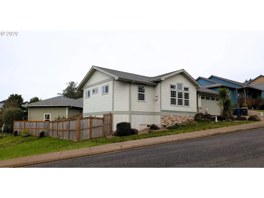 145 NE 71st St, Newport, OR 97365 - #2