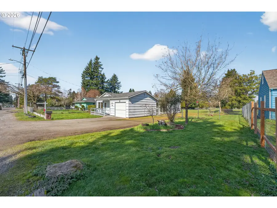 SE Marie St, Portland, OR 97236 - #2