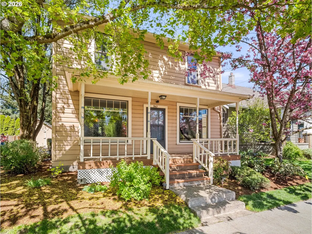 947 SE Spokane St Se, Portland, OR 97202 - #1