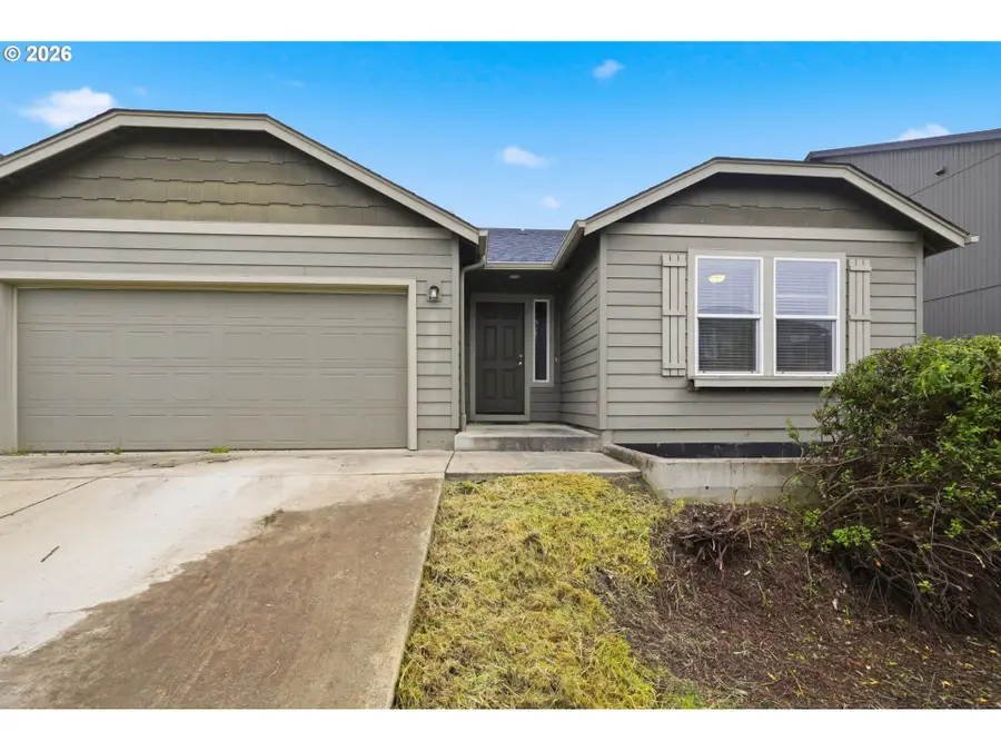 3692 Phantom Way, Eugene, OR 97402 - #2