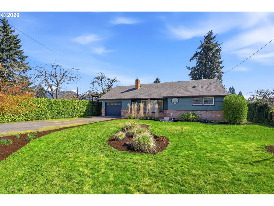 2915 Game Farm Rd, Springfield, OR 97477 - #2