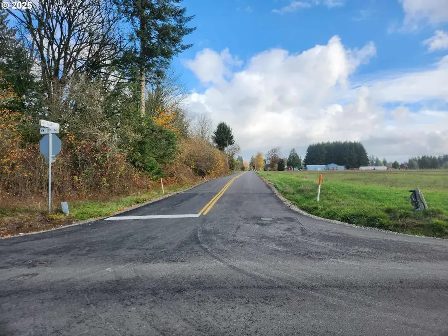 16417 NW 11th Ave, Ridgefield, WA 98642 - Image #2