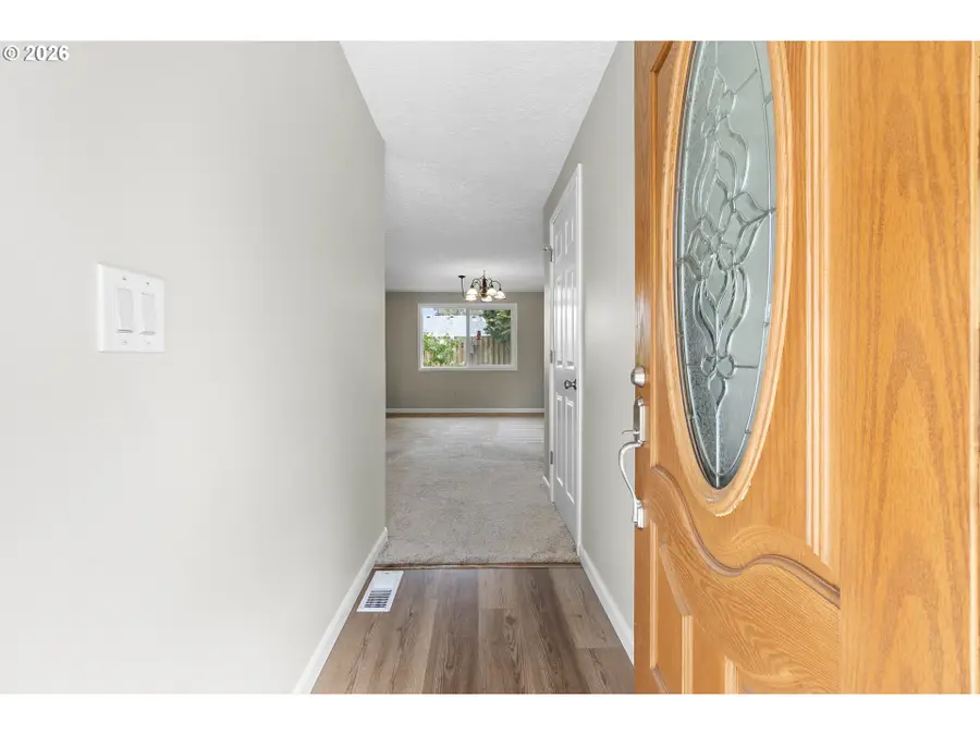 10517 NW 29th Ave, Vancouver, WA 98685 - #2