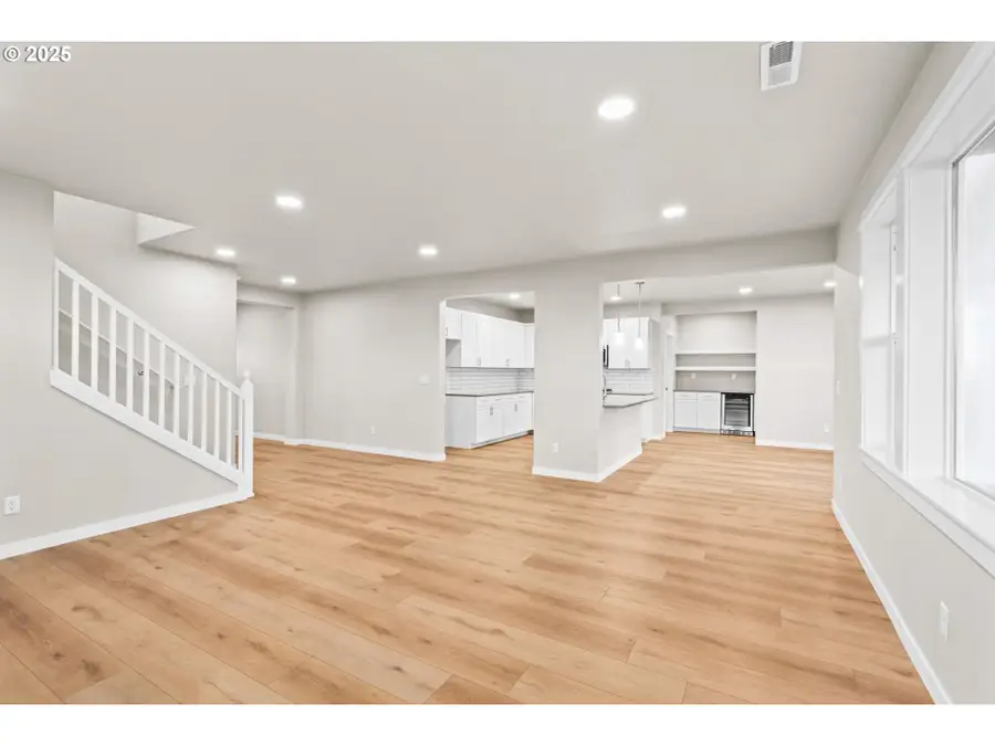 2668 Cascara Dr, Eugene, OR 97403 - Image #3