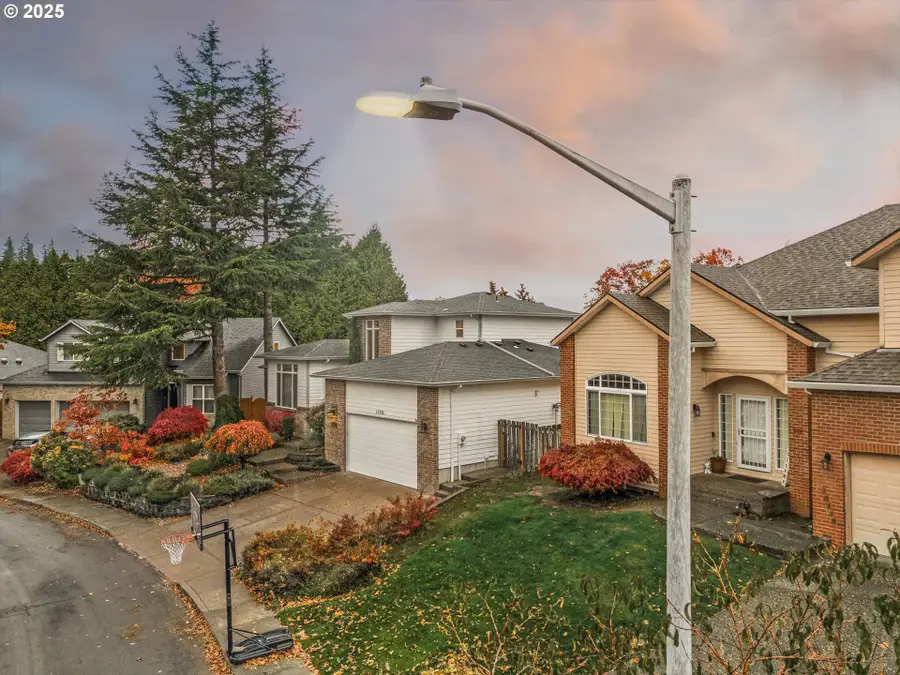 15092 SE Diamond Dr, Clackamas, OR 97015 - #3