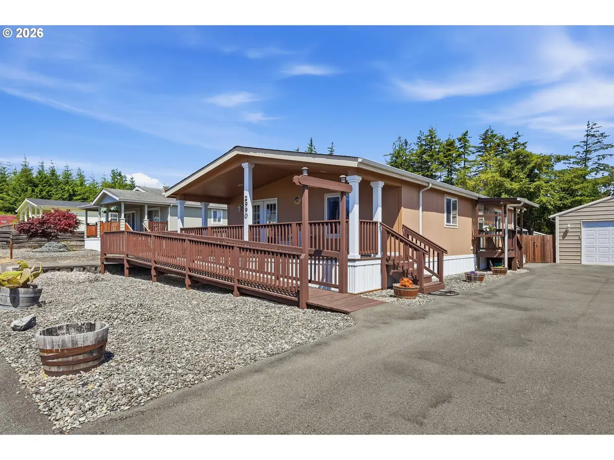 2990 Knott Ter, Coos Bay, OR 97420 - #1