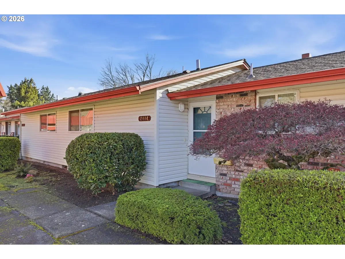 2114 SE 148th Pl, Portland, OR 97233 - #1