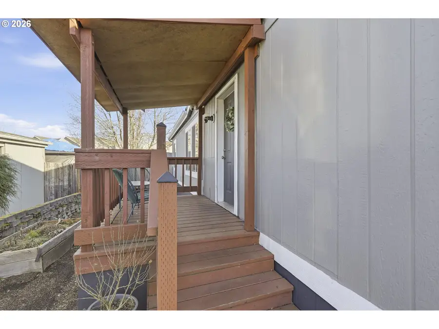 13517 SE Pardee Dr, Portland, OR 97236 - Image #3