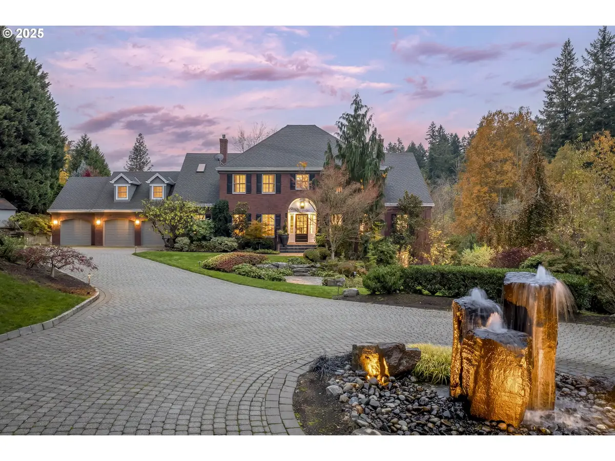 2254 Knaus Rd, Northwest Clackamas, OR 97034 - Image #1