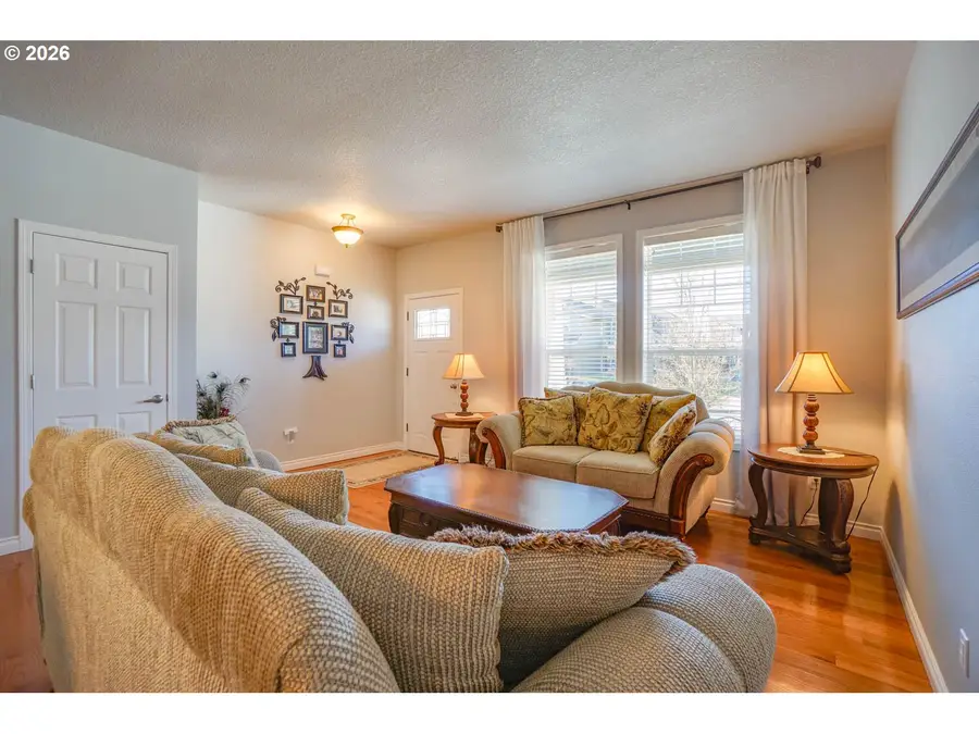 1612 N Heron Dr, Ridgefield, WA 98642 - #3