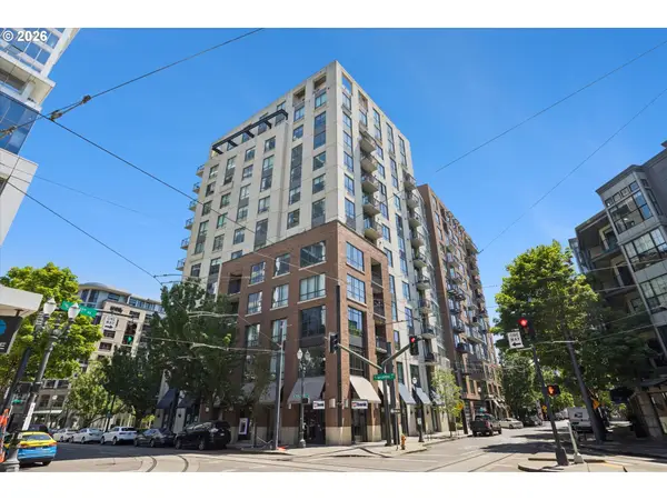 922 NW 11th Ave, Portland, OR 97209