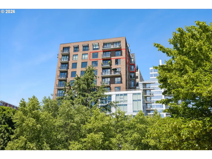 922 NW 11th Ave, Portland, OR 97209 - #2