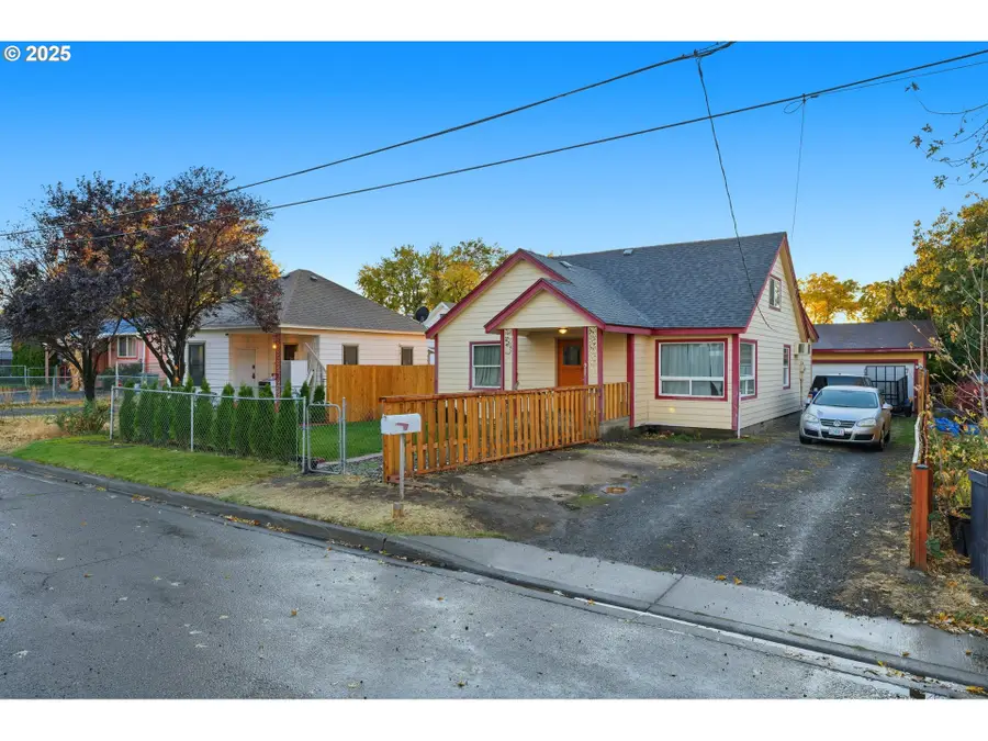 917 Robbins St, Milton Freewater, OR 97862 - Image #3