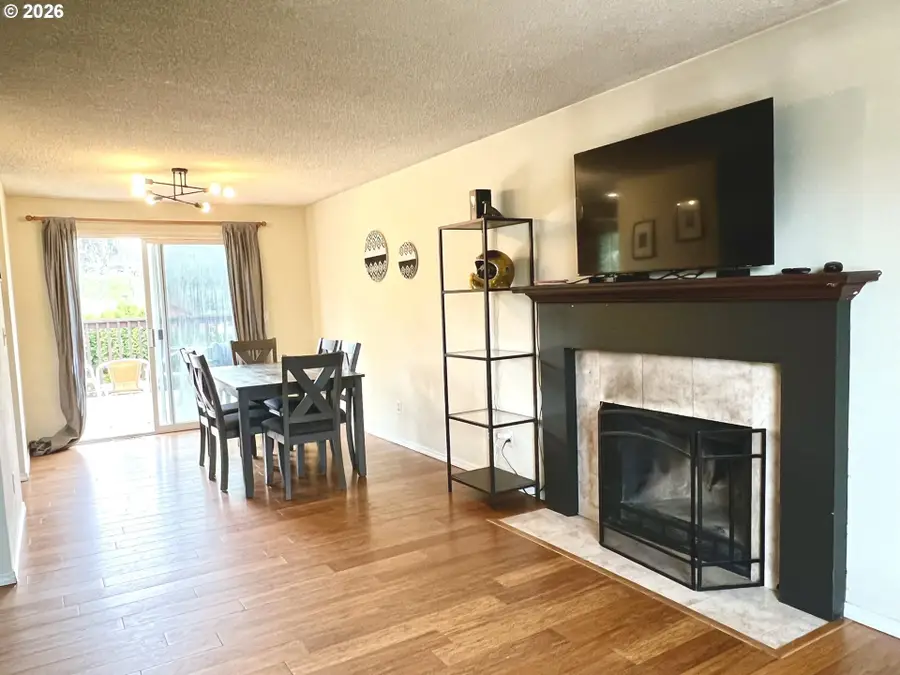 2632 NE 7th Ct, Gresham, OR 97030 - #3