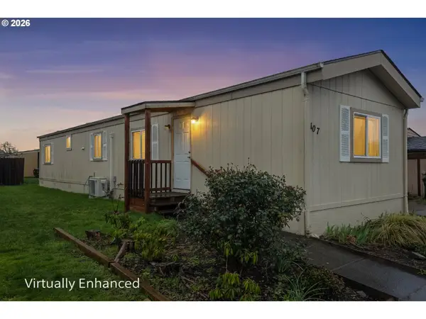 700 N Mill St #107, Creswell, OR 97426