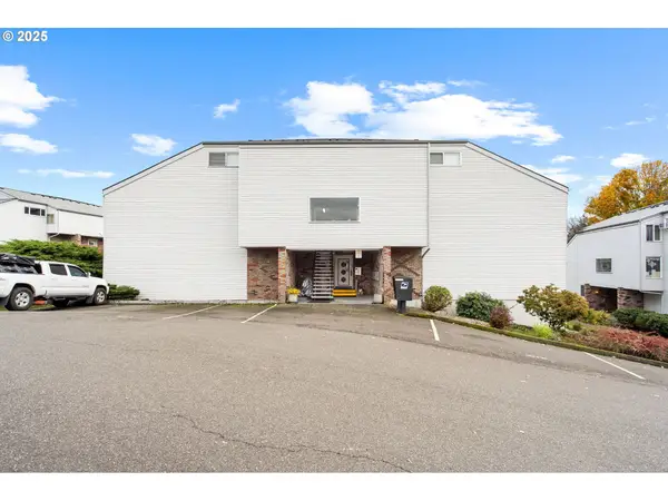 311 NE 85th St #R, Vancouver, WA 98665