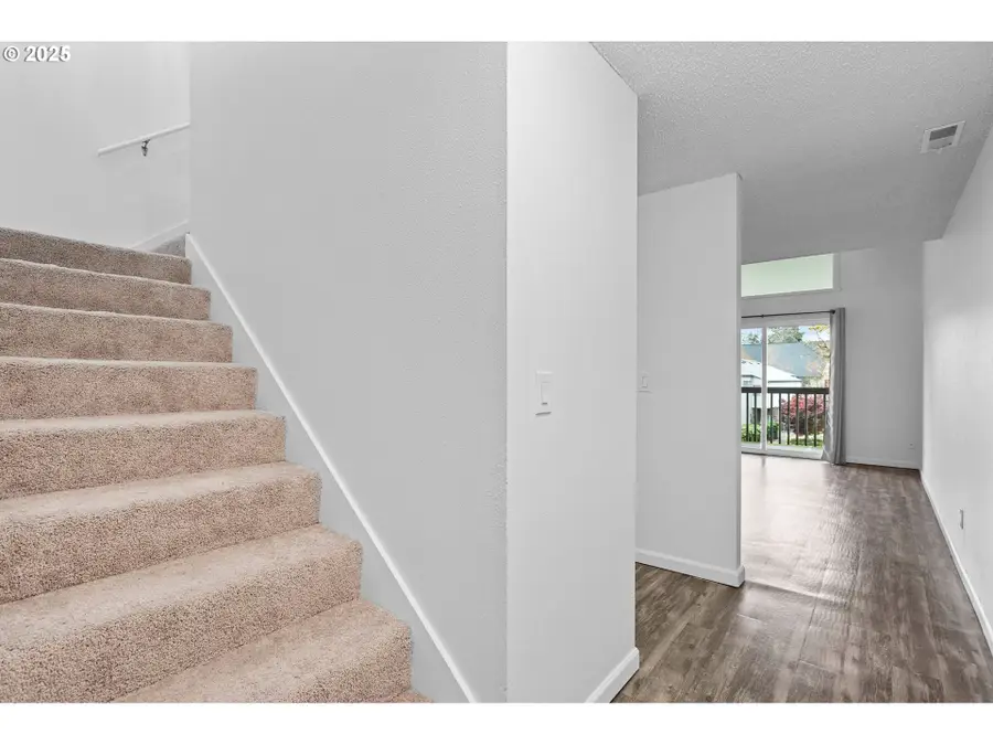 311 NE 85th St #R, Vancouver, WA 98665 - Image #3