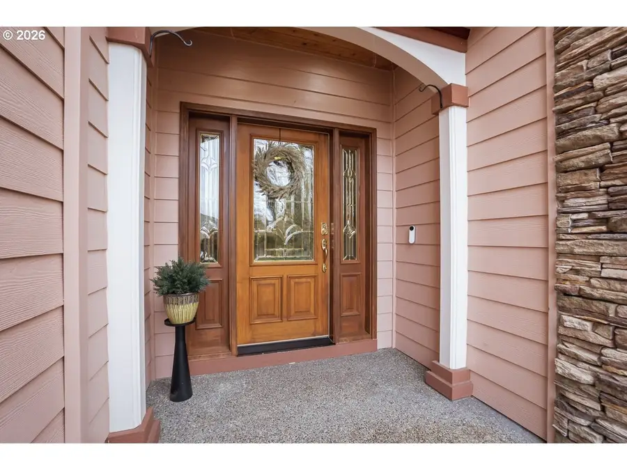 1402 Begonia Ave, Forest Grove, OR 97116 - #3