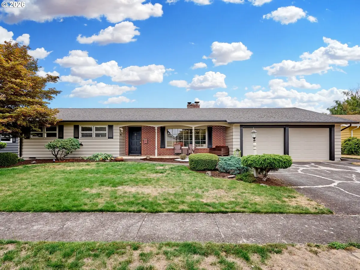 900 Ivy Way, Keizer, OR 97303 - #1