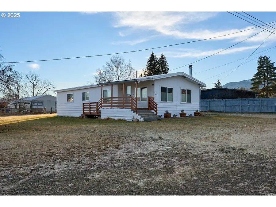 502 S East St, Joseph, OR 97846 - Image #2