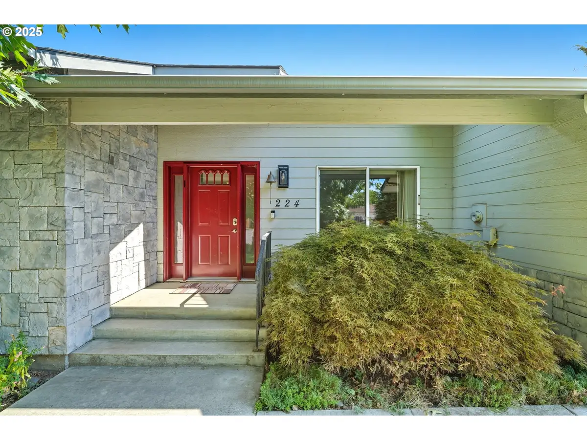 224 SE 20th Pl, Milton Freewater, OR 97862 - Image #1