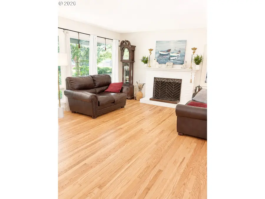 3112 Upper Dr, Lake Oswego, OR 97035 - #2