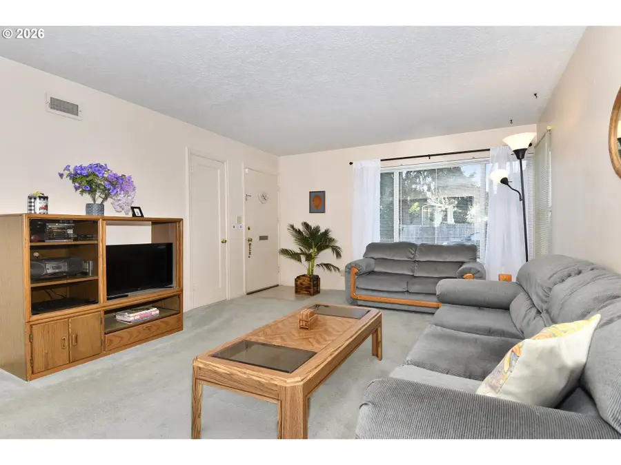 5732 SE 80th Ave, Portland, OR 97206 - #3