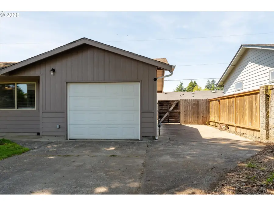 3820 Kendra St, Eugene, OR 97404 - #3