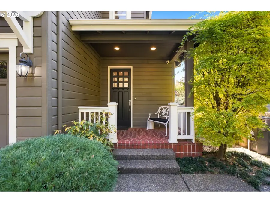 1610 Oak St, Lake Oswego, OR 97034 - #2