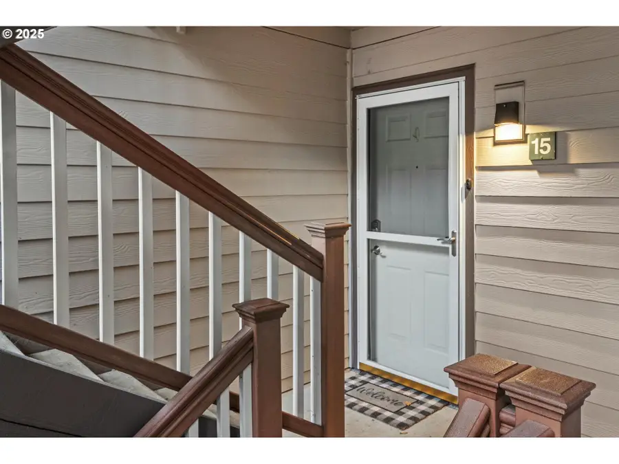 20030 Marigold Ct #15, Northwest Clackamas, OR 97068 - Image #3