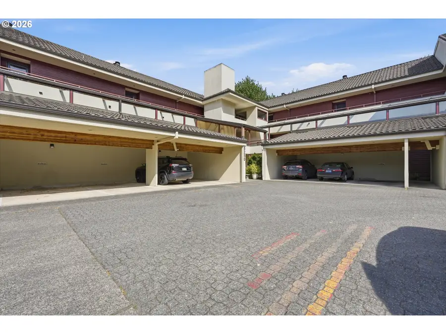 5250 S Landing Dr #308, Portland, OR 97239 - #2