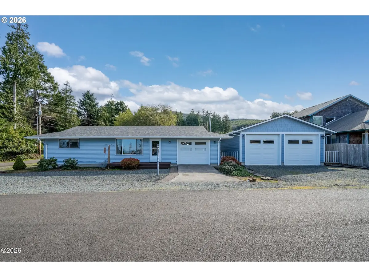 102 S Ocean Ave, Rockaway Beach, OR 97136 - #1