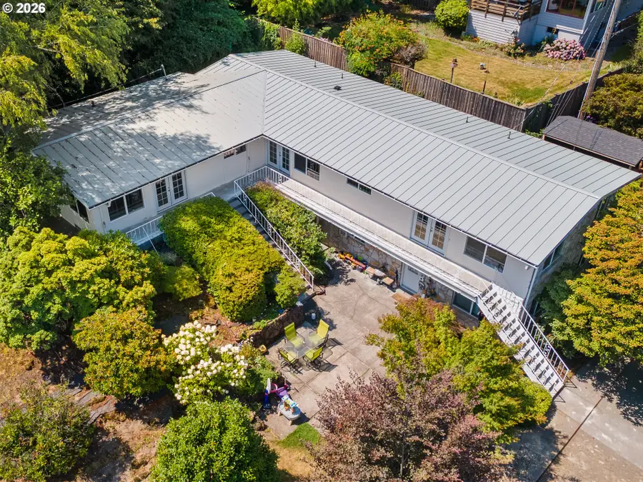 6855 SW Capitol Hwy, Portland, OR 97219 - #2