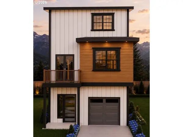 235 SW Sternwheeler Dr, CascadeLocks, OR 97014
