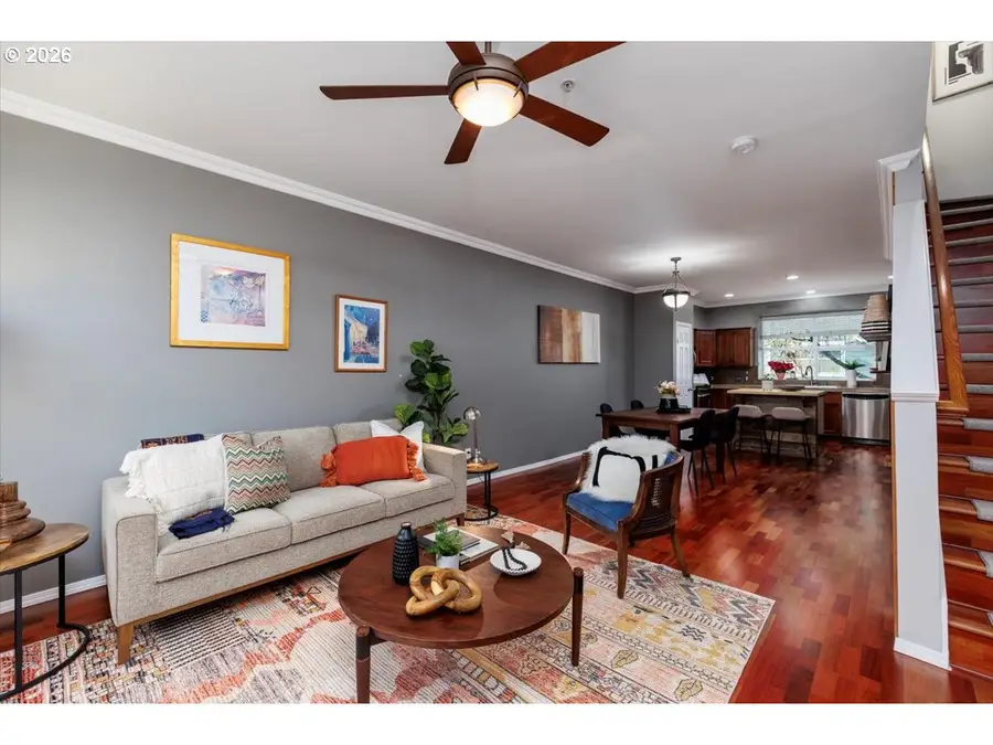 723 SE Fairwinds Loop #BLDG H, Vancouver, WA 98661 - Image #2