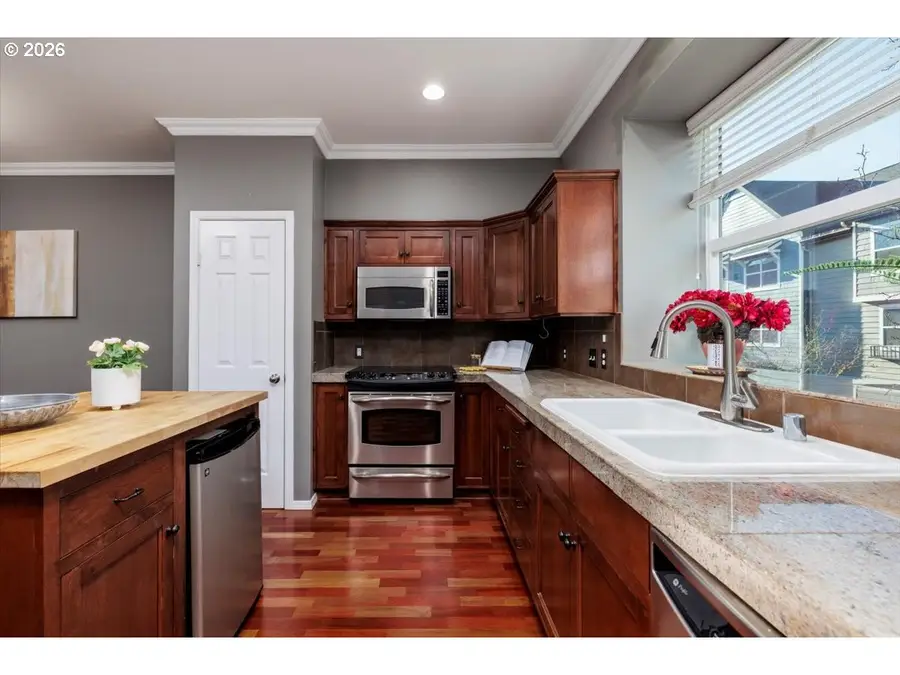 723 SE Fairwinds Loop #BLDG H, Vancouver, WA 98661 - Image #3