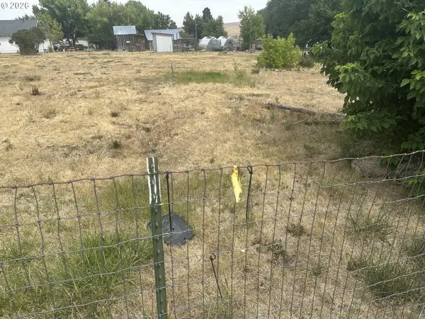 100 E Main, LongCreek, OR 97856